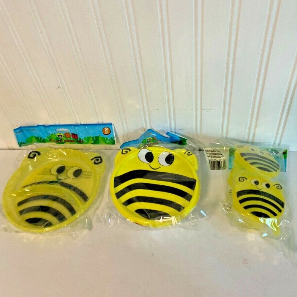 New Bumblebee 5 pc Set 2 Snack Containers spoon 2